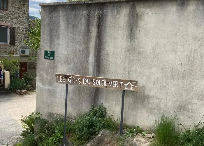 Les Du Soleil Meyrannes